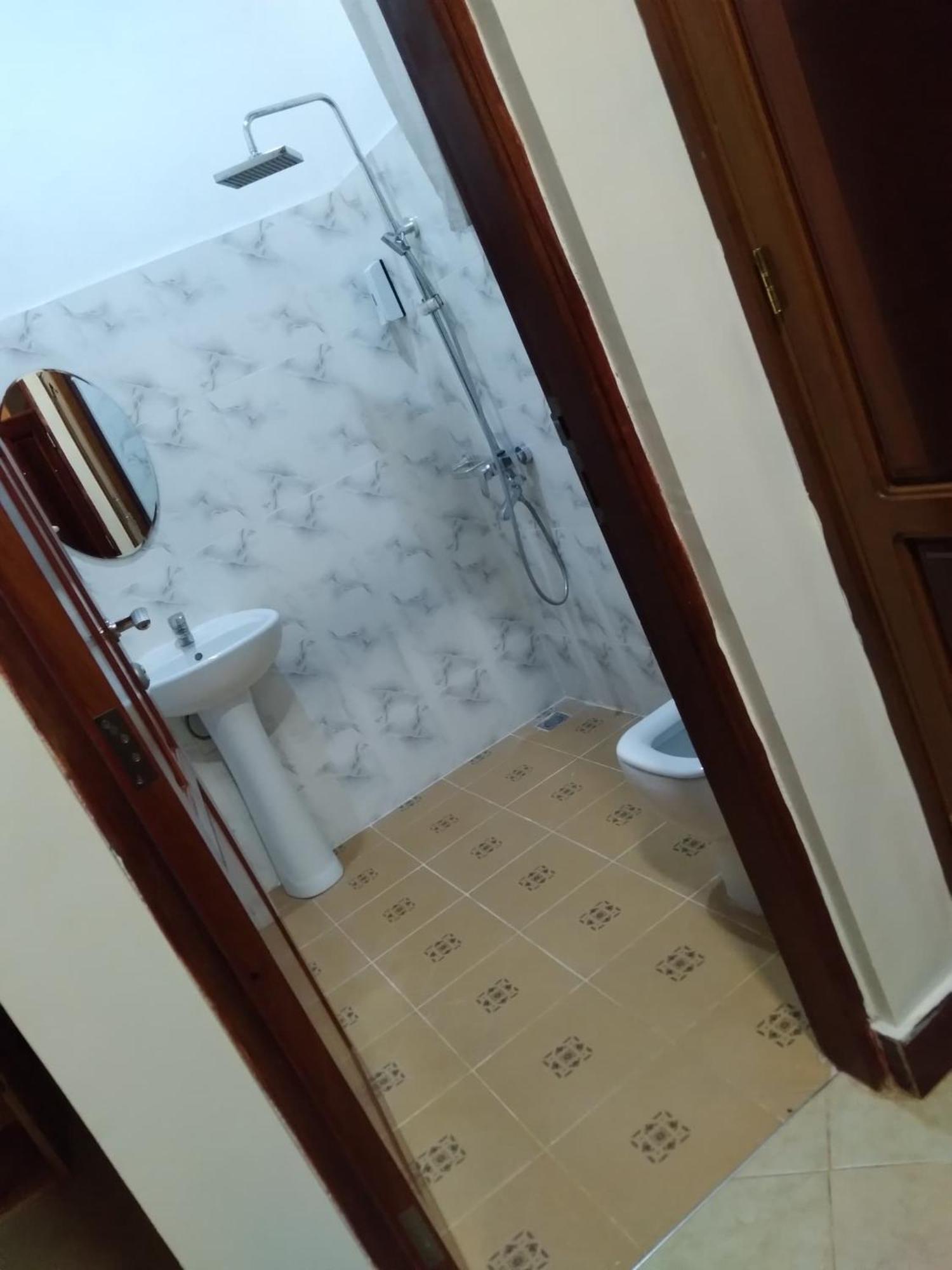 Ellyz Home Stay Моши Екстериор снимка